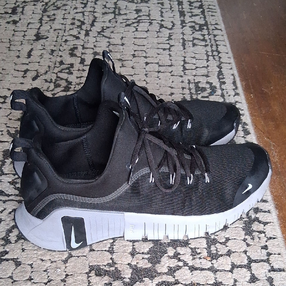 Nike Free Metcon 6 Black Gray Men Cross Training Workout Shoes FJ7127-001  13.5
